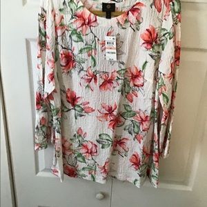 JM Collection Women’s blouse.  Brand new